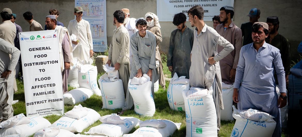 Programa Mundial de Alimentos amplía la entrega de ayuda a los afectados por las inundaciones en Pakistán
