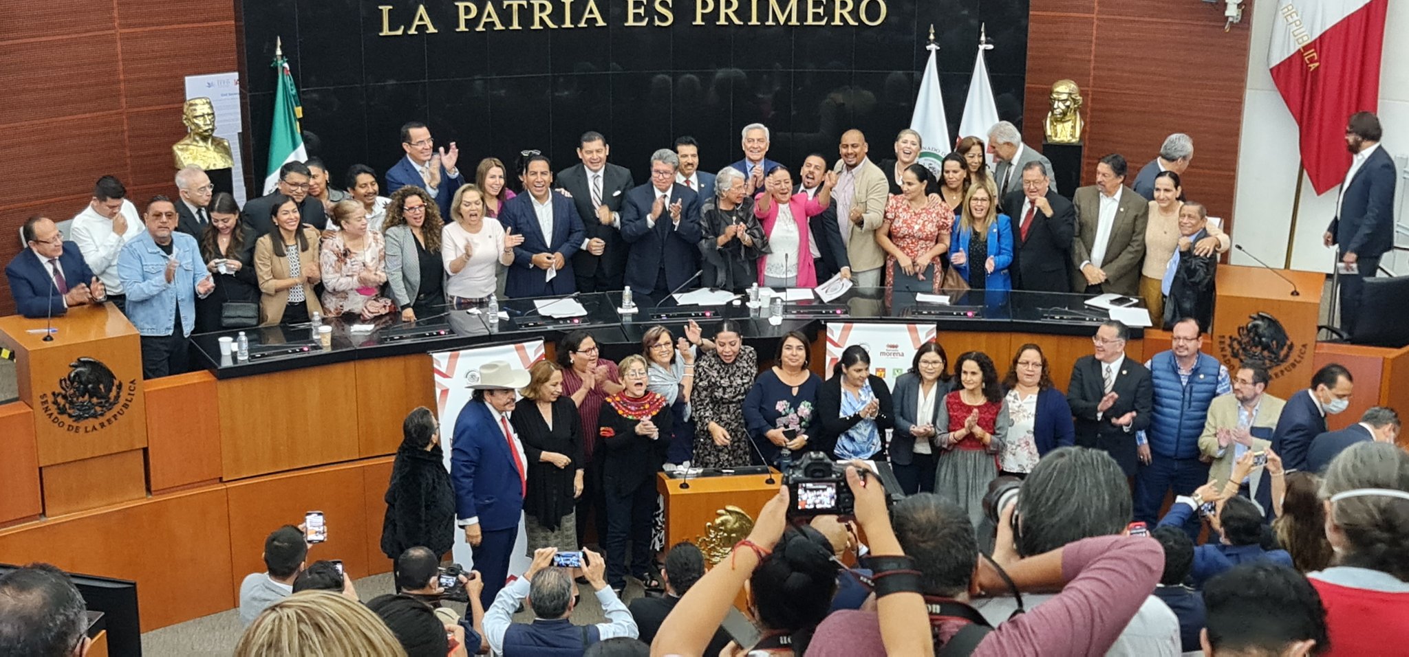 Alejandro Armenta preside la Mesa Directiva del Senado de la República, ofrece diálogo y respeto a la oposición