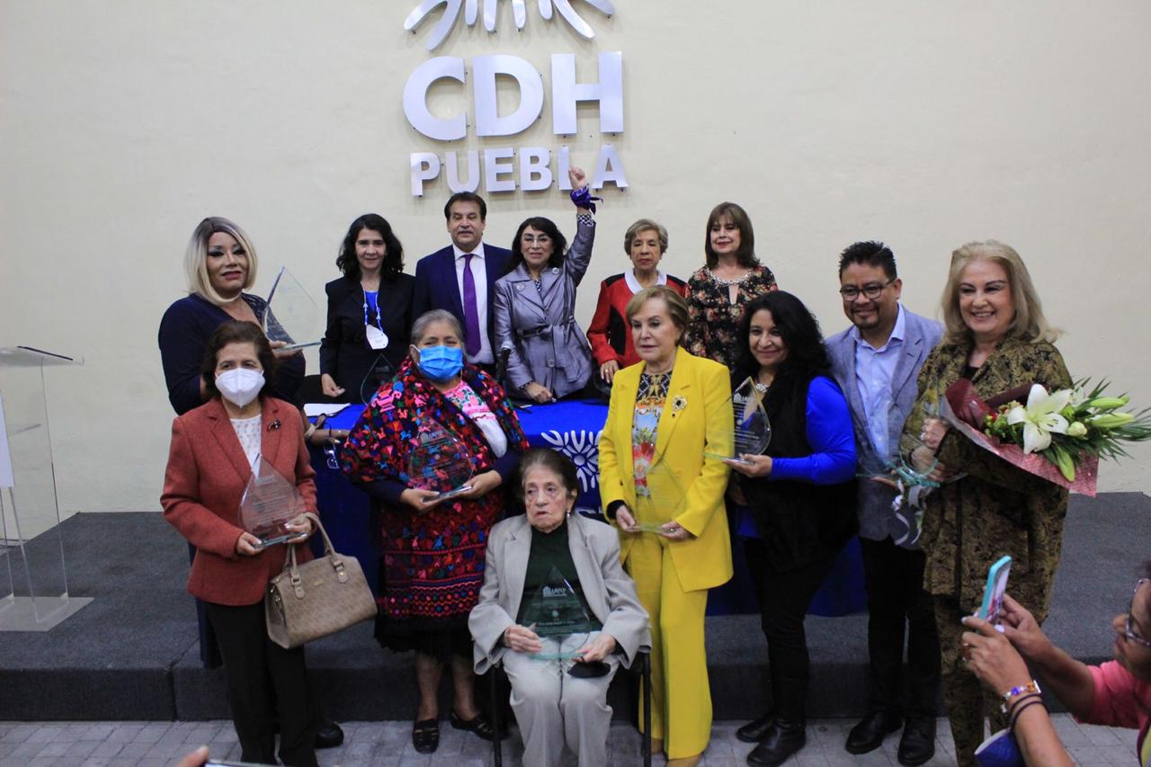 AMPEP otorga PRESEA ALBA 2022 a defensoras de derechos humanos, activistas, escritoras y periodistas