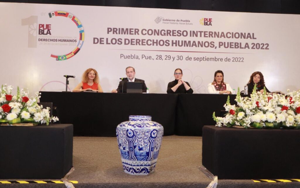 ministro de la Suprema Corte de Justicia de la Nación, Jorge Pardo Rebolledo, durante su conferencia magistral denominada “La Suprema Corte y el Derecho a la Consulta de los Pueblos y Comunidades Indígenas”