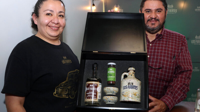 Mezcal poblano “Los Fuertes” llegará a Colombia