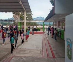Desertan 43 alumnas por la violencia ejercida en las novatadas en la Normal de Tételes de Ávila Castillo