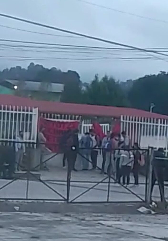 Reitera SEP apertura al diálogo con estudiantes de la escuela normal “CARMEN SERDÁN”