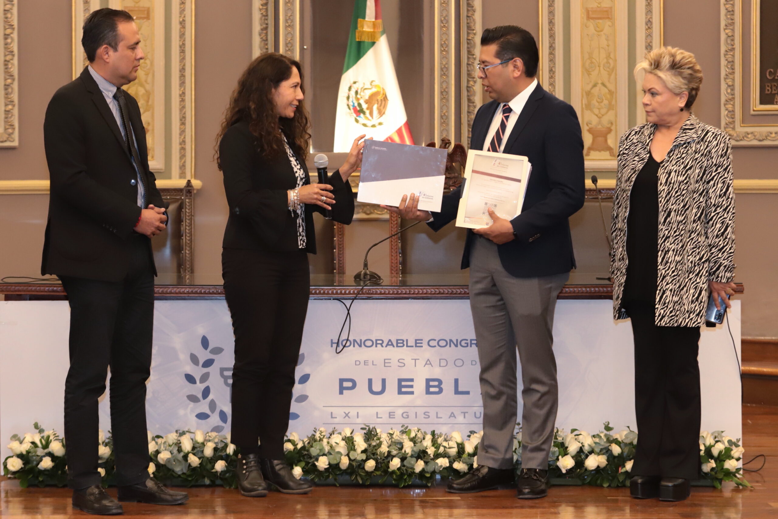 Entrega Gobierno de Puebla Cuarto Informe de Labores al Congreso del Estado