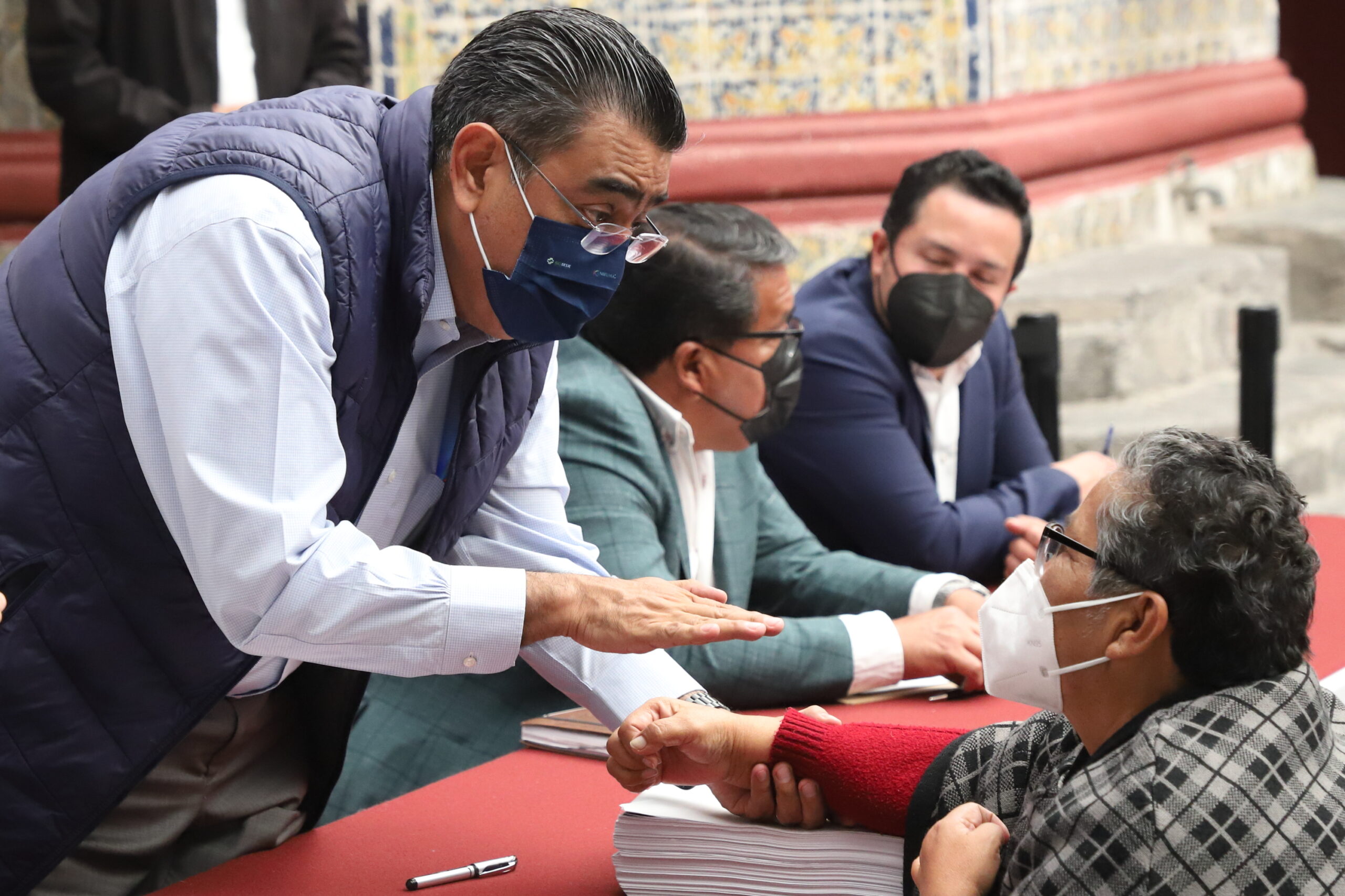 Atiende el gobernador SERGIO SALOMÓN CÉSPEDES su primer «Martes Ciudadano»