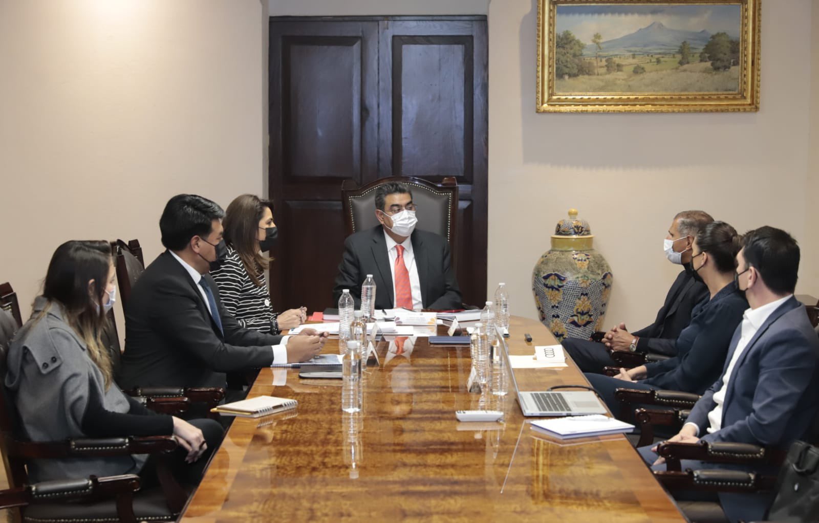 Pactan Sergio Céspedes y directivos de Audi nuevas inversiones para Puebla