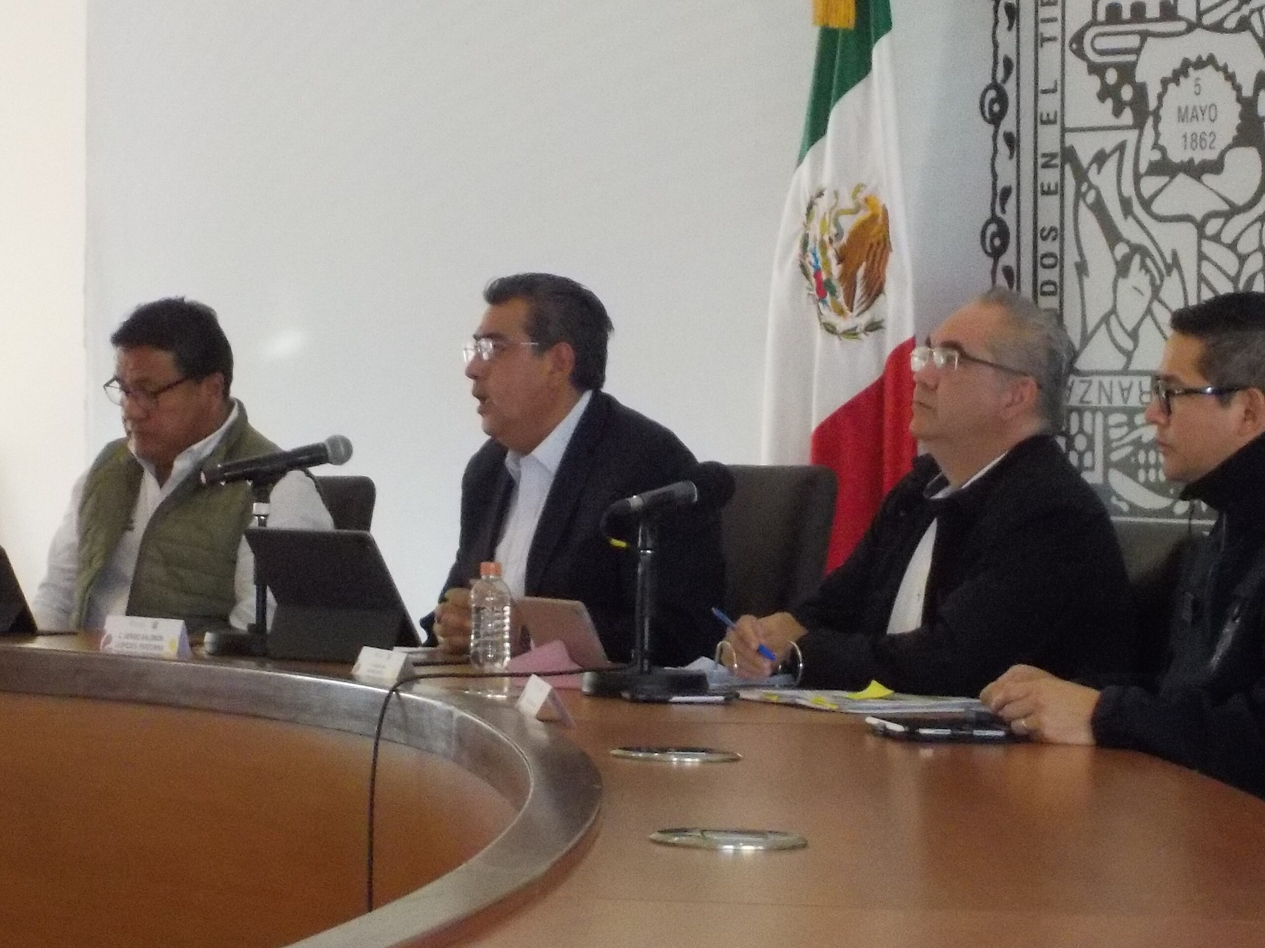 Defiende el gobernador Sergio Salomón Céspedes cambios en su gabinete; dice no son unos improvisados