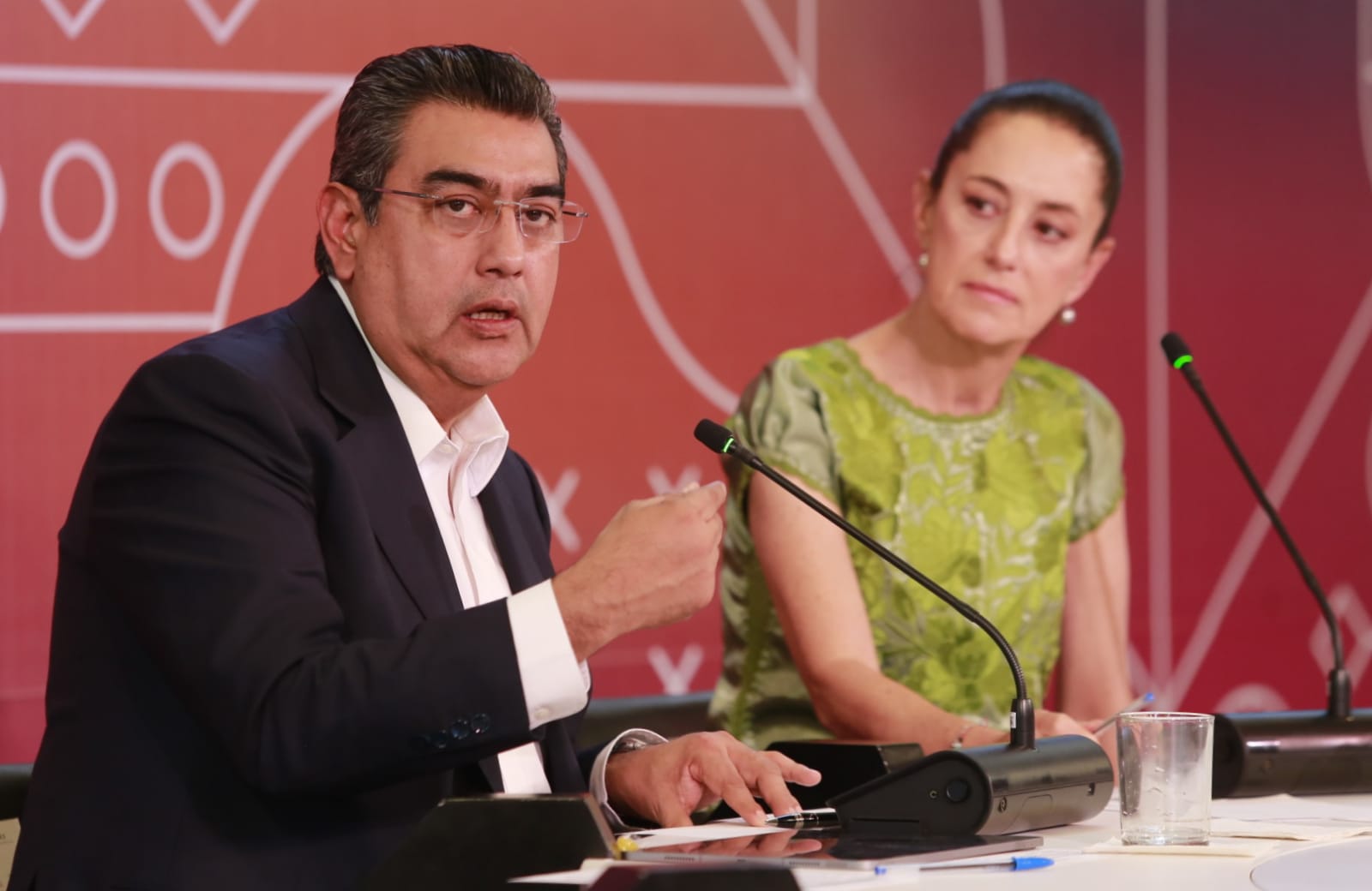 Para mejorar movilidad Sergio Salomón promueve trabajo conjunto con concesionarios y usuarios