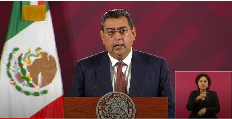 Gobernador Sergio Salomón participó en la conferencia de presidencia para invitar a los festejos del 5 de Mayo y la Feria