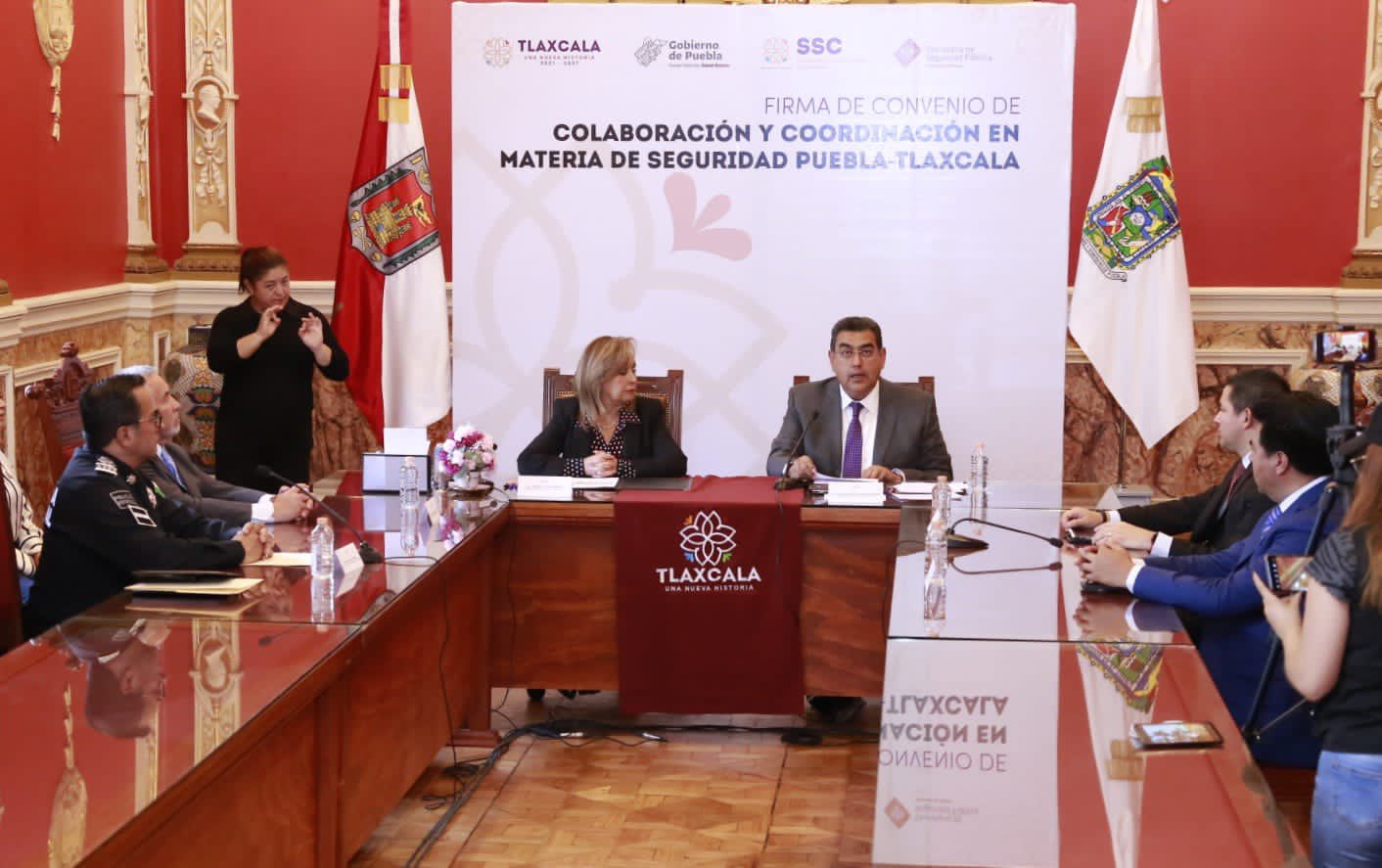 Pactan Sergio Salomón y Lorena Cuellar combate a bandas que operan en Puebla y Tlaxcala