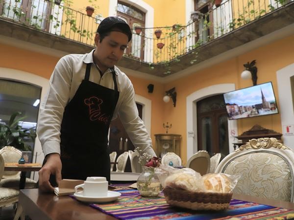 En Puebla se incrementan 15.9% empleos en hoteles y restaurantes