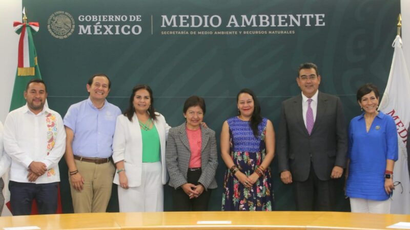 Presenta Sergio Salomón proyecto Ciudad Universitaria 2 a titular de Semarnat
