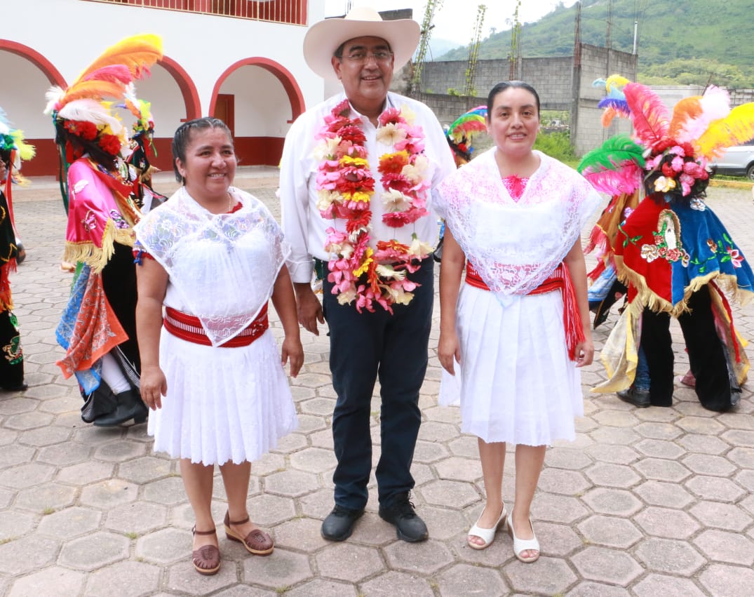 Recoge Sergio Salomón proyectos municipales en gira de trabajo
