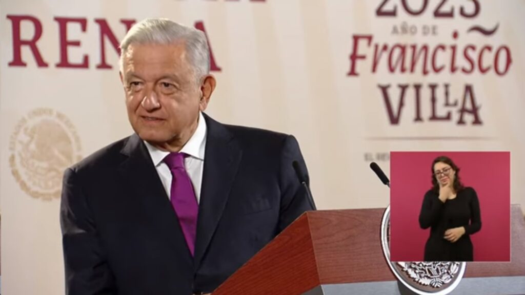 AMLO habla sobre los libros de texto gratuitos CICLO ESCOLAR 2023-2024
