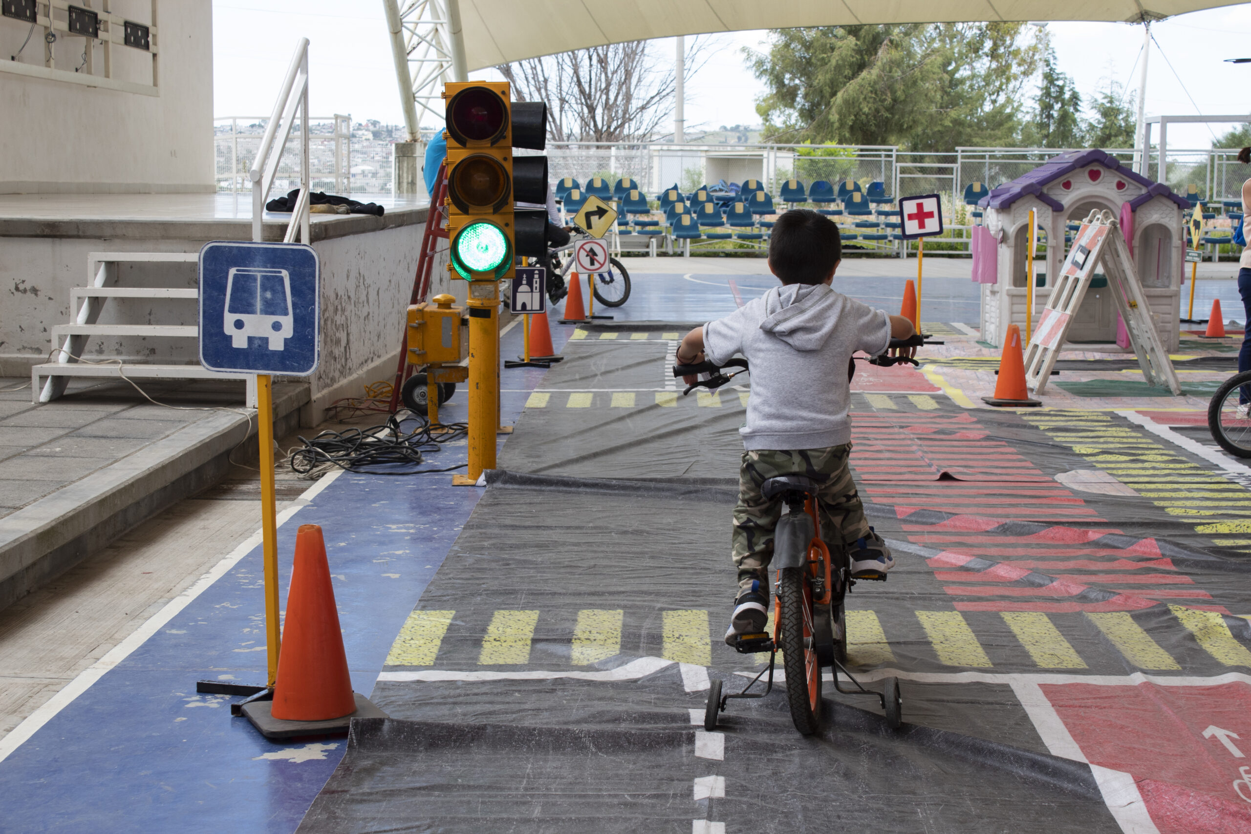 Más de 300 niñas y niños aprende cultura vial