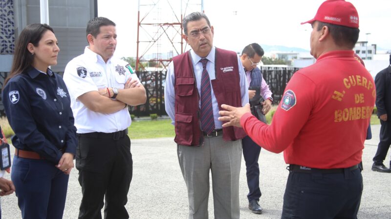 Envía Sergio Salomón maquinaria y ambulancias como ayuda a Guerrero