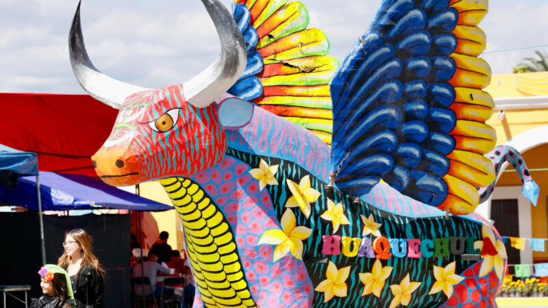 Atraen Altares Monumentales de Huaquechula a turistas extranjeros