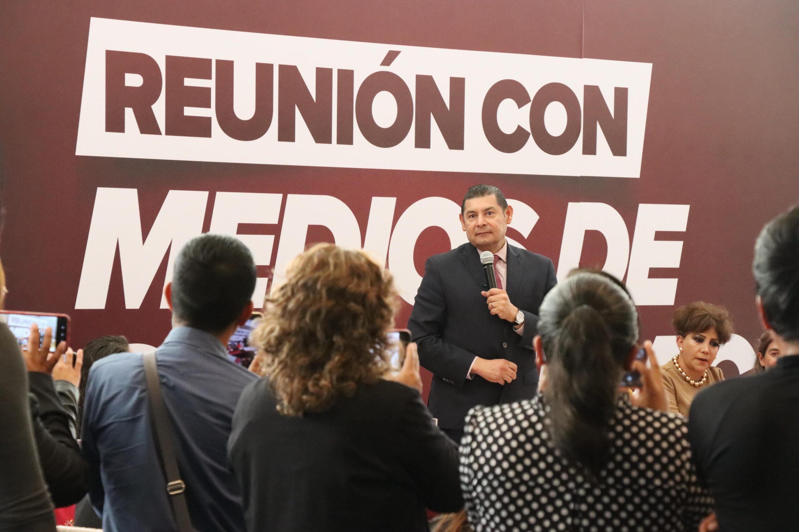 AMLO, un presidente con logros históricos; su legado será patrimonio nacional, señala Alejandro Armenta