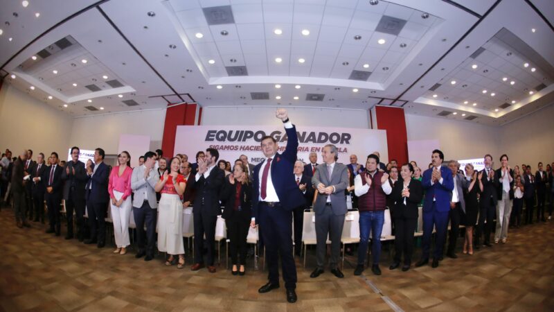 ARMENTA PRESENTA A SU EQUIPO DE CAMPAÑA_3