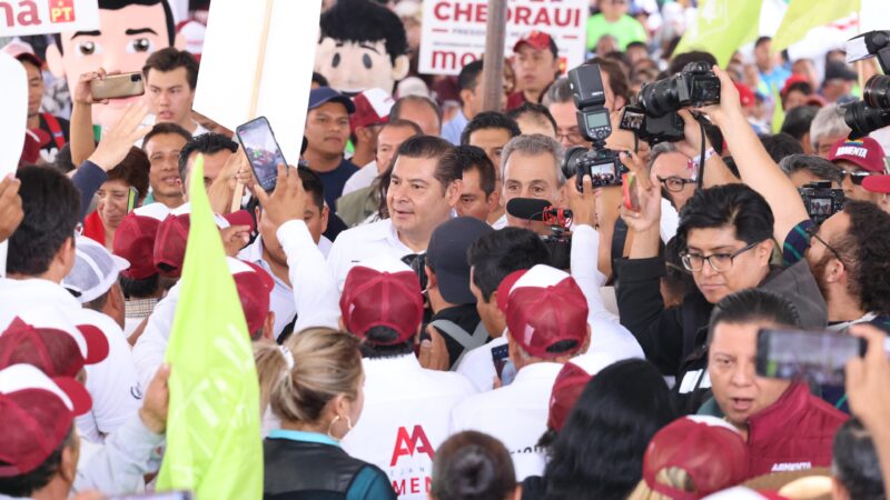 Mi solidaridad con Eduardo Rivera por el hecho ocurrido en el fraccionamiento donde vive: Armenta