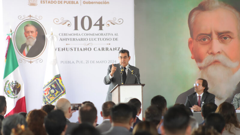 Encabeza Sergio Salomón 104 aniversario luctuoso de Venustiano Carranza