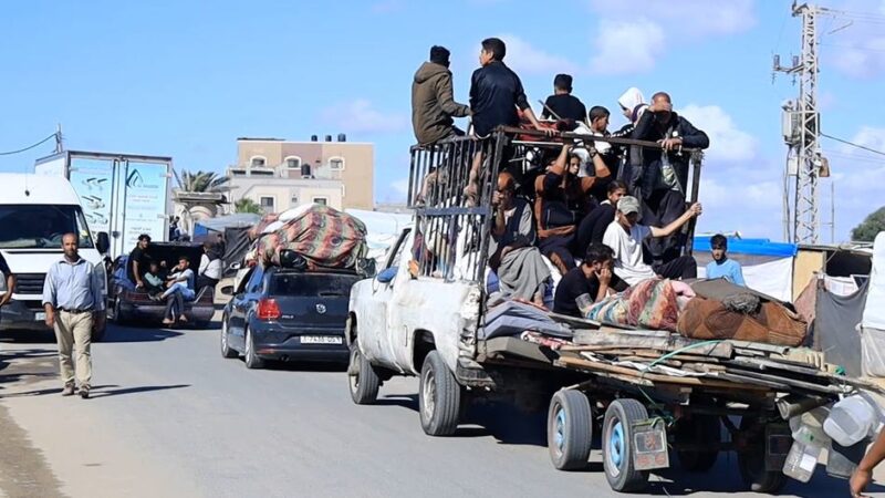 Más de 80 mil personas han huido de Rafah, ante la amenaza de bombardeo de Israel