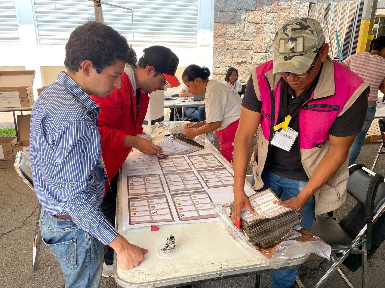 Avanzan sin incidentes trabajos de cómputos en 16 consejos distritales: INE Puebla