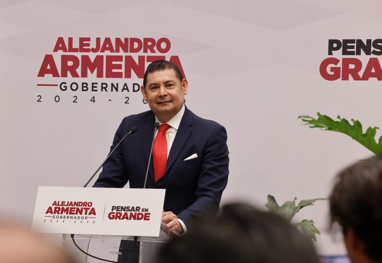 Alejandro Armenta exige al Ayuntamiento de Puebla, aclarar solicitud de crédito por 600 mdp