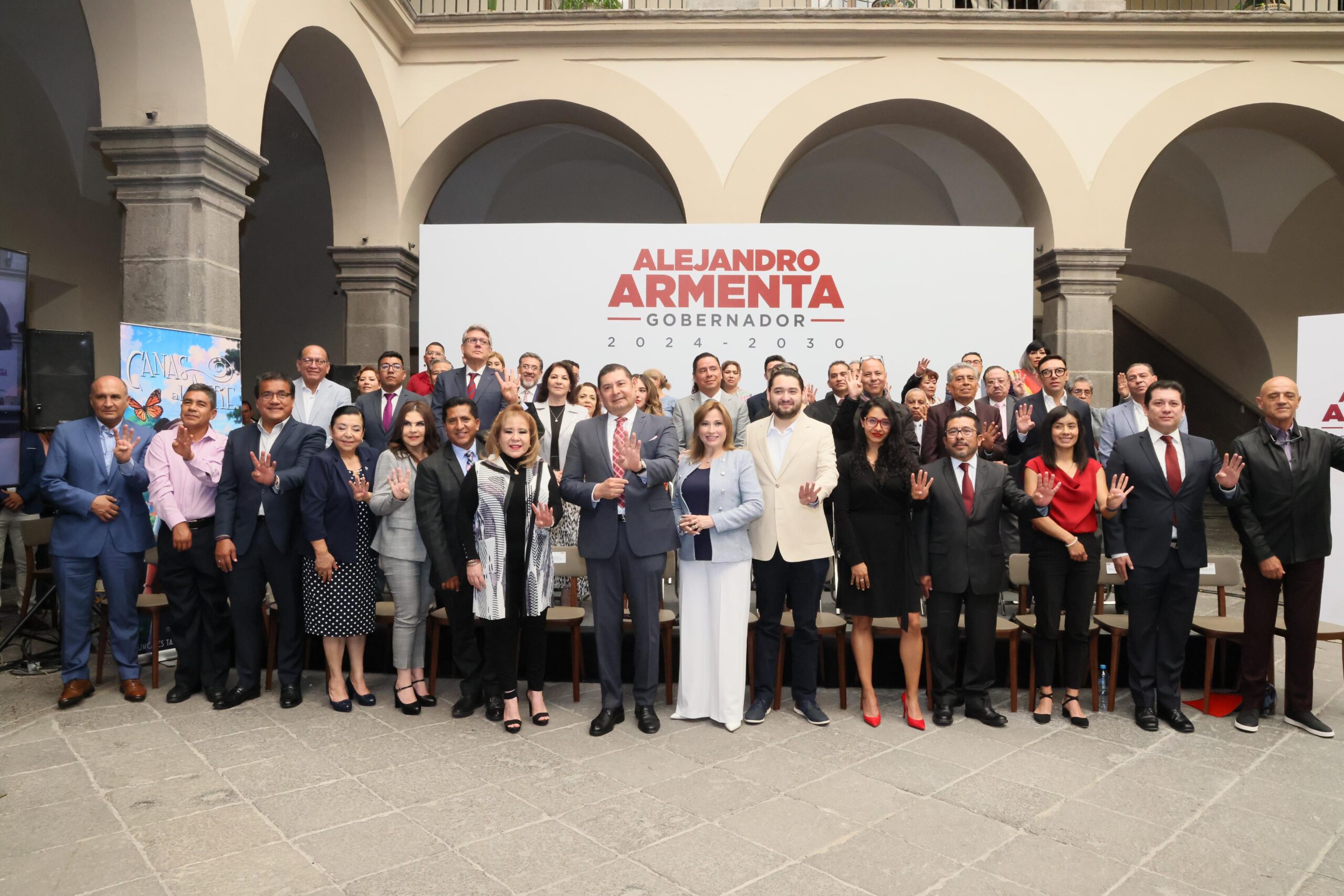 Revela Alejandro Armenta a más integrantes del próximo gabinete estatal