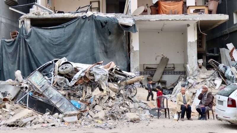 En el norte de Gaza «huele a muerte por todas partes», dice el responsable de UNRWA