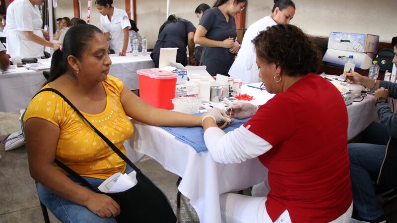 Promueve Salud prácticas de buen comer para prevenir obesidad y desnutrición
