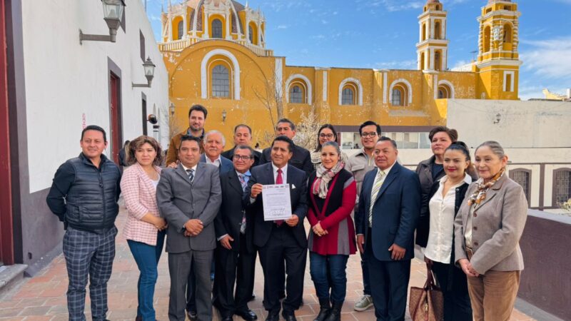 Rinde protesta Raymundo Atanacio como director general del SEDIF