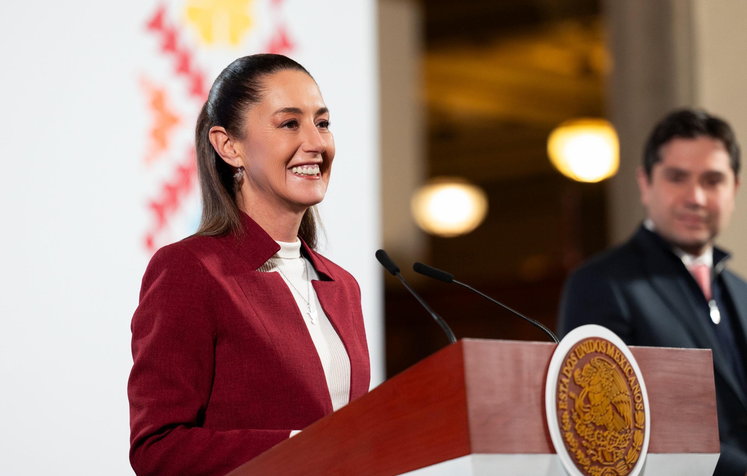 Claudia Sheinbaum destacó que, gracias al combate a la corrupción y sin aumentar impuestos, incrementaron en 5% los ingresos tributarios