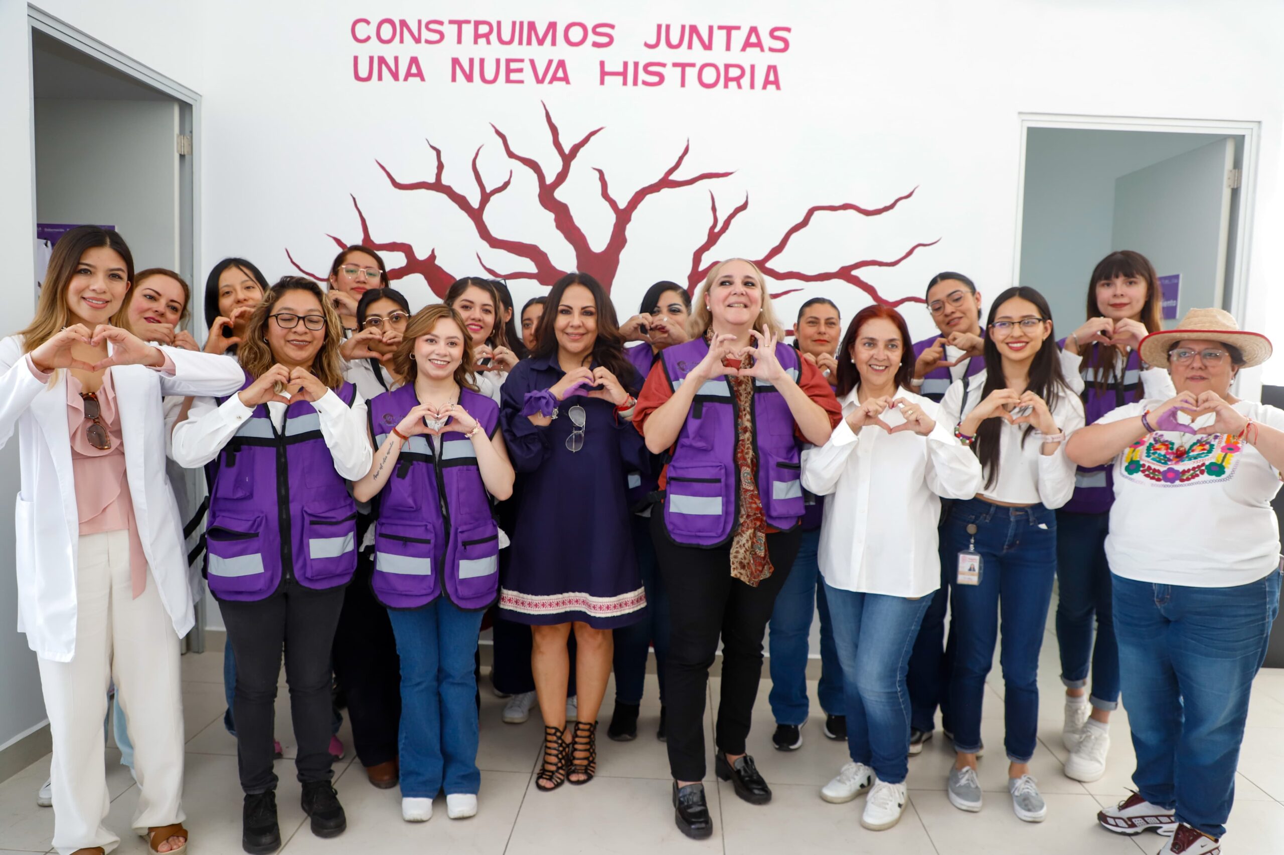 Alto al Feminicidio: 725 mujeres protegidas por el personal de las Casas Carmen Serdán