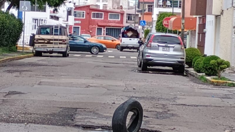 Mas del 50% de las vialidades están en estado crítico por baches en Puebla: CICEPAC