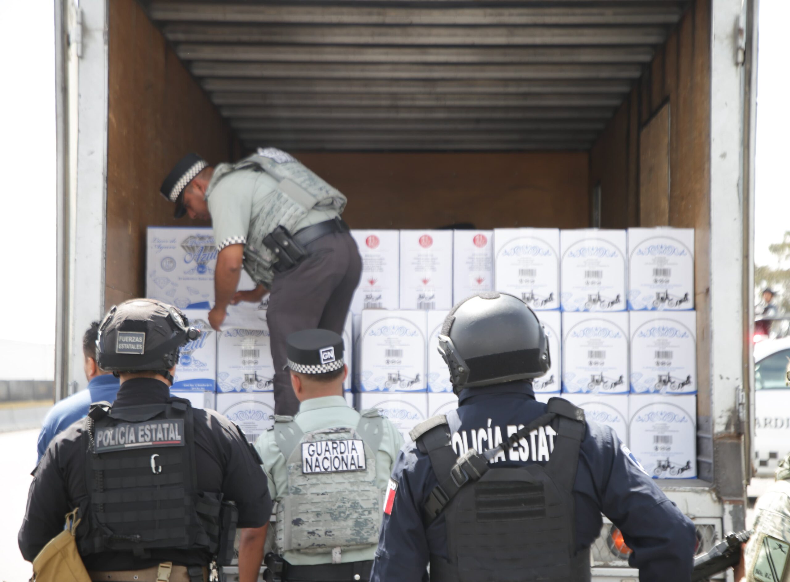 Continúan los operativos interinstitucionales de seguridad para la construcción de la paz en carreteras de Puebla