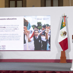 Inversión educativa histórica: 1.1 billones de pesos en 2026 para educación básica, media y superior, becas e infraestructura