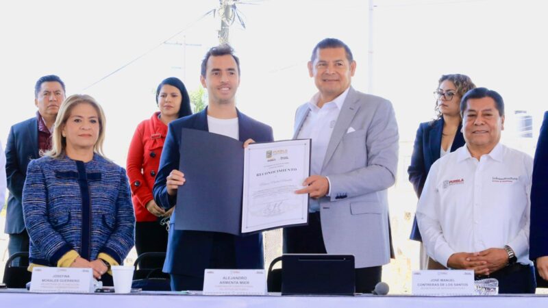 Puebla celebra trayectoria olímpica del tenismesista Marcos Madrid