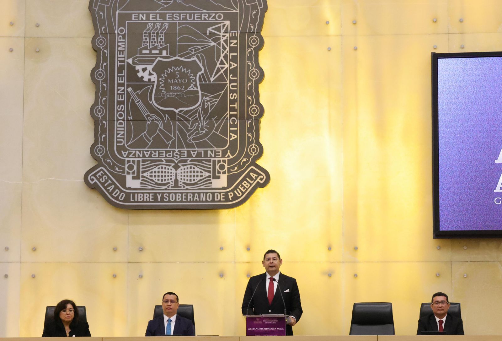 Me indigna el saqueo al que estuvo sometido Puebla: Armenta