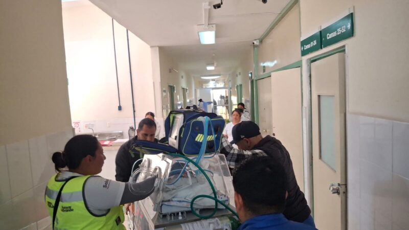 Puebla activa ambulancia aérea para traslado de recién nacido