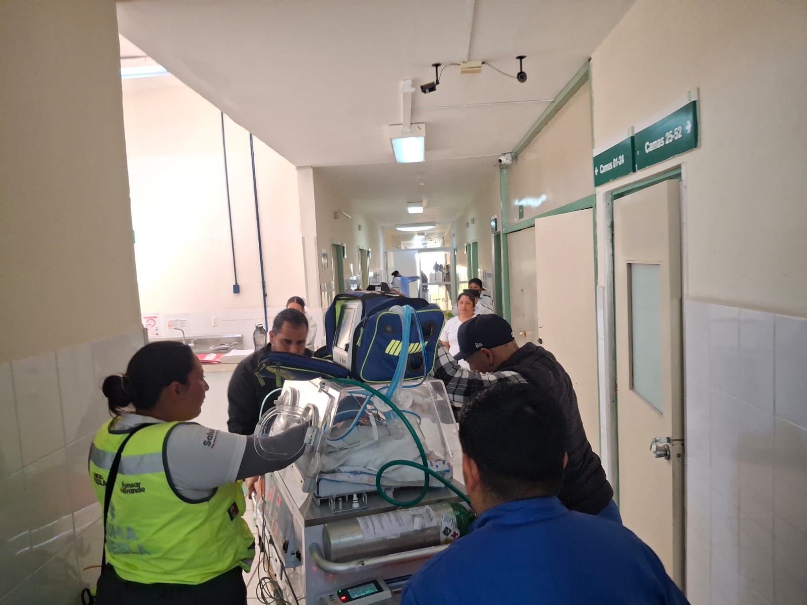 Puebla activa ambulancia aérea para traslado de recién nacido