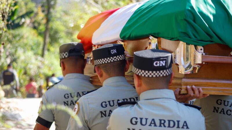 Guardia Nacional rinde honores póstumos a Sargento segundo Juan Vázquez García poblano caído en Jalisco