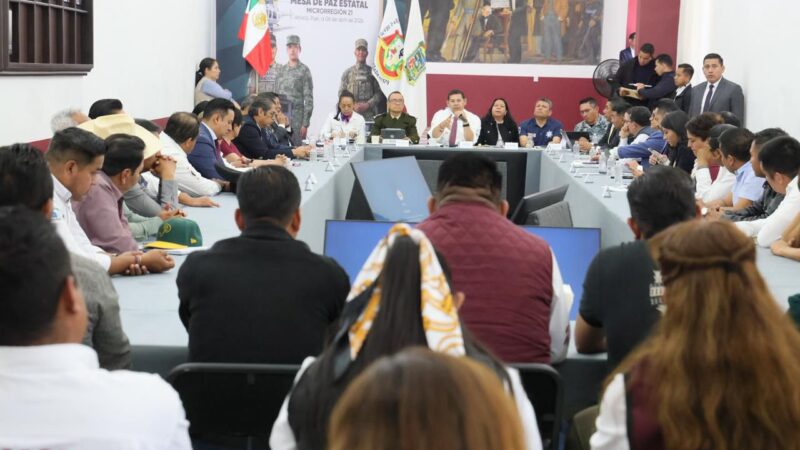 Alejandro Armenta Mier, exhortó a las y los presidentes municipales a denunciar cualquier acto delictivo y evitar caer en omisión