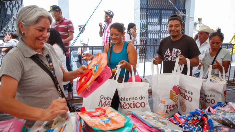 Con Tianguis del Bienestar Gobierno Federal y de Puebla regresa al pueblo lo robado