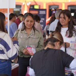Feria del Empleo en San Pedro Cholula reunió a empresas e instituciones con miles de vacantes disponibles