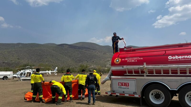 Respuesta inmediata de Policía Estatal Forestal y Protección Civil, Puebla ante reactivación de incendio en Cohetzala