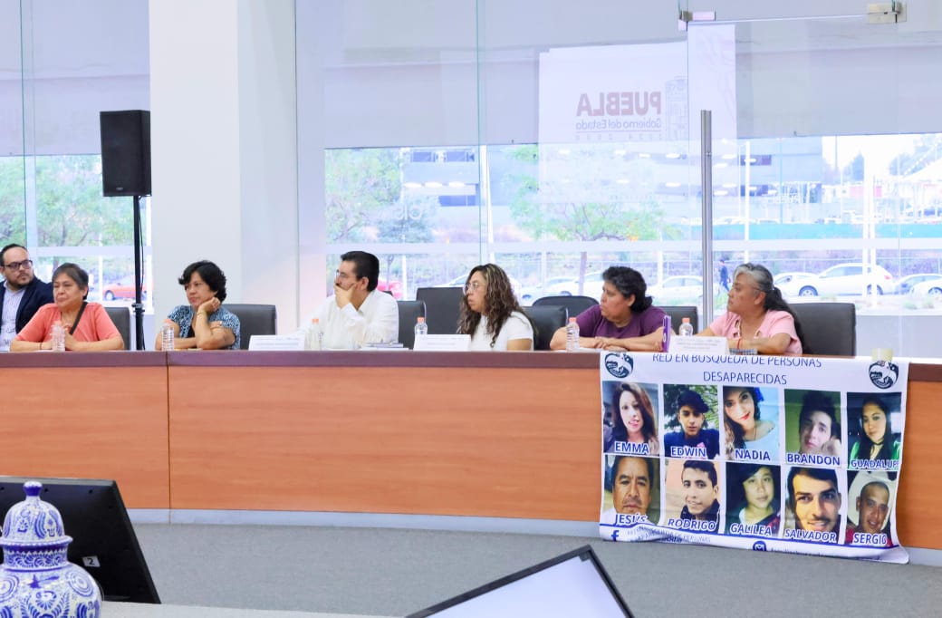 Alejandro Armenta respalda a madres buscadoras para localizar a sus hijos