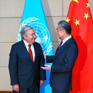 China convoca un Consejo de Seguridad en el que pide respetar la ONU y el orden internacional que representa