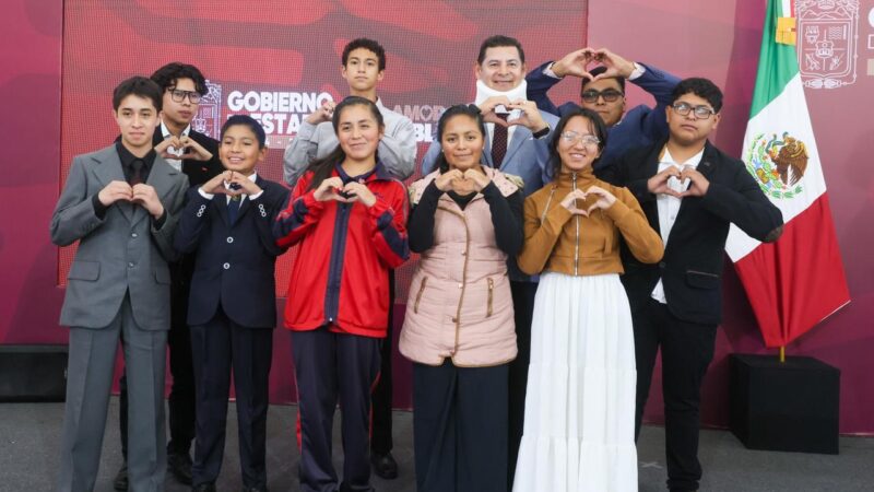 Puebla apoya talento de estudiantes rumbo a Olimpiada Matemática en Singapur