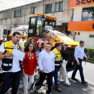 Convoca Gobernador Armenta Mier a organización vecinal para rehabilitación de accesos a colonias